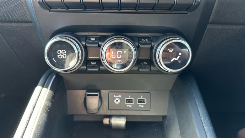 Renault Clio 1.6 E-TECH full hybrid 145 Evolution 5dr Auto Hybrid Hatchback